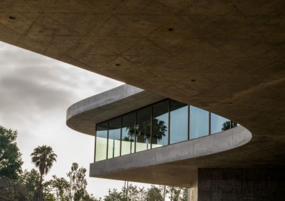 Chung Euisun: "Contributing to Changes in the Global Cultural Landscape"... Genesis Forms Partnership with LACMA