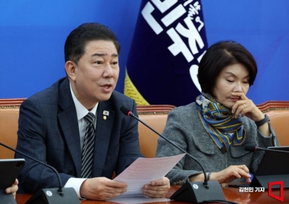 [포토] 與김병기, 檢 항소포기·항명 "국정조사 요구서 이번주 제출"