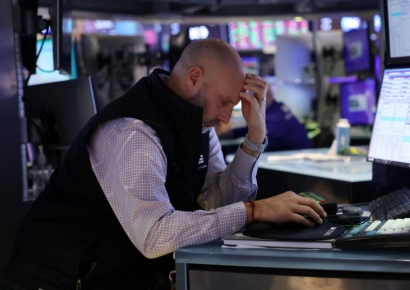 [New York Stock Exchange] All Major Indices Fall Despite Shutdown Ending... Worst Day in a Month on Missing Jobs Data and Fading Rate Cut Hopes