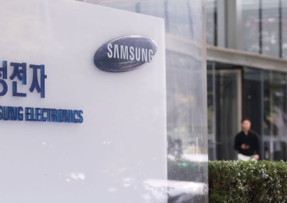 Alphabet Rejoins Samsung Electronics' Top Five Clients... Driven by Increased Semiconductor Sales