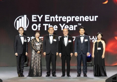 EY Hanyoung Selects Chairman Mongwon Chung as Master Award Winner at the 19th EY Entrepreneur Of The Year