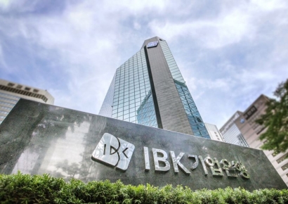 "Curiosis, Backed by IBK, Successfully Debuts on KOSDAQ... Supporting Startup Growth"