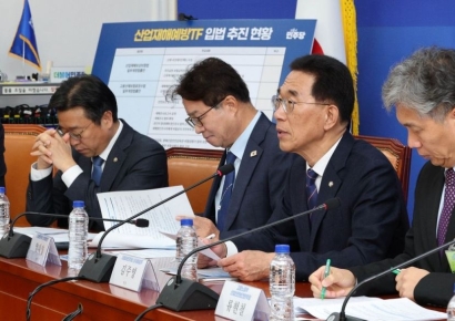 [Photo] Democratic Party Industrial Accident Prevention TF Announces Legislative Agenda for Industrial Safety at November Regular Session