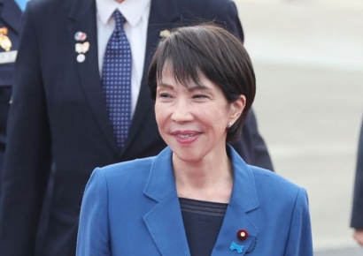 "日 국채 팔아라"…주식에 몰린 돈 