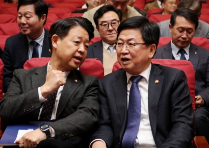 "'인서울' 아니어도 불안하지 않게" 정부·국회, 대학 전환 공감