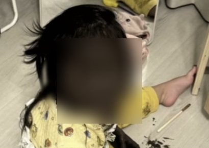 "아이가 저렇게 바른다고?" 바이럴 마케팅 의혹에 토니모리 "사실 아냐"