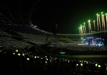 K팝, 해외로 뛴 만큼 더 벌었다…4대 기획사 3분기 성적표
