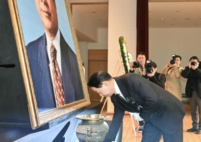 YS 10주기 차남 김현철 "민주당 한 명도 안 와…김어준 아바타"