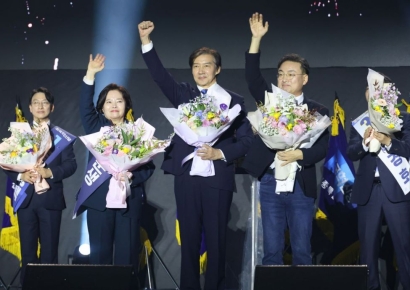 조국, 압도적 찬성률 98.6%로 혁신당 대표 복귀(종합)