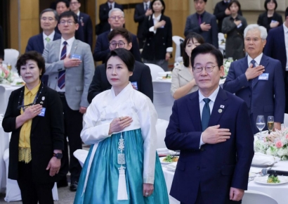 이 대통령, 남아공 동포들에 "또 계엄할까 걱정 않도록 최선"