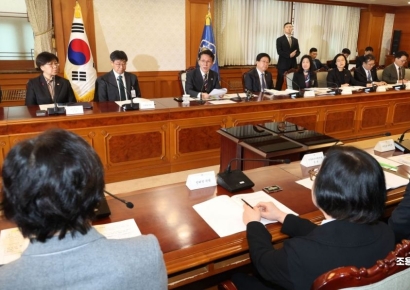 [포토] 미세먼지 관련 발언하는 김민석 총리