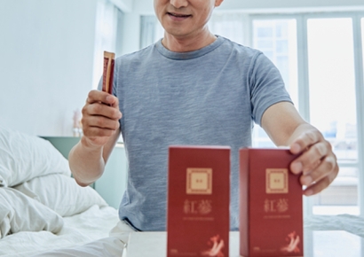 "올드해 보여서 갈아탔어요" 5년 새 5000억 증발…세대교체에 밀린 홍삼