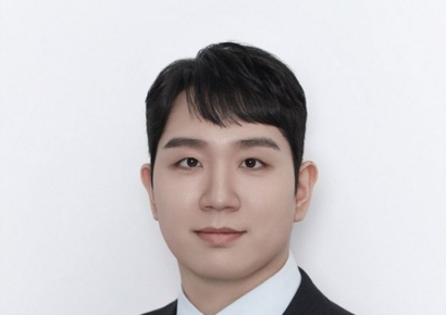호반그룹 '창업주 차남' 김민성 전무, 부사장으로 승진