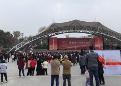 1명 뽑는데 6470명 몰렸다…한국 청년들 외면하는 공무원, 중국선 '인기'