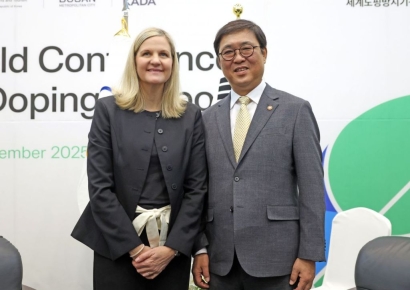 코번트리 IOC 위원장 "2036 올림픽 도전 韓정부 의지 확인…긴밀히 협력" 