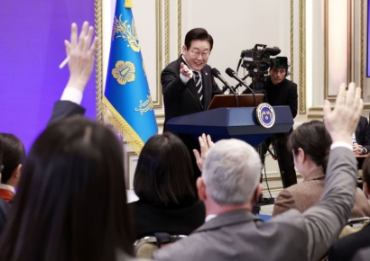 대통령실 "우리 국민 6명 북한 억류…남북 대화로 해결할 것"