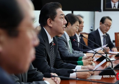 [포토] 김병기 "윤 궤변 받아적는 장동혁, 어떻게 공당 대표인가"