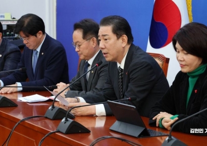 [포토] 김병기 "재석 60명 미만 필버중단법, 본회의서 최우선 처리"