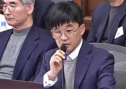 법원, '법정 모욕' 김용현 변호인에 감치 5일 추가 선고