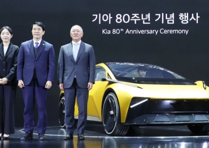 정의선 회장 "기아, 다이아 원석 같은 브랜드…도전의 역사 이어간다"(종합)