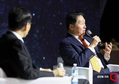 [포토] 대한민국 AI에 대해 발언하는 최태원 회장