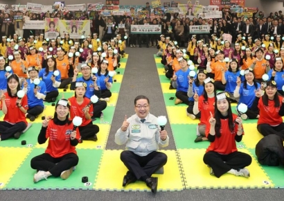 하나은행, '2025년 외국환 골든벨' 성료 