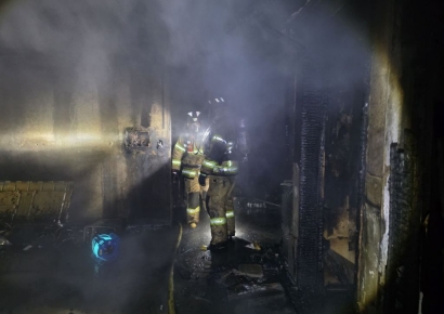 창원 월영동 아파트서 '불' … 60대 부부 숨져