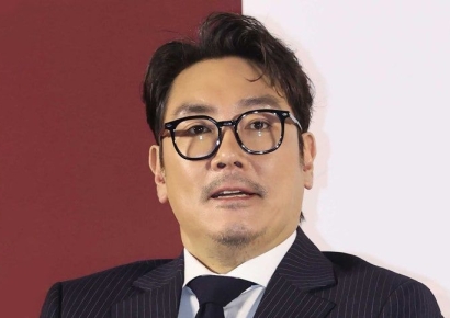 조진웅 은퇴 후 "너희는 그리 잘 살았나" 글 올린 이정석…역풍 맞고 삭제