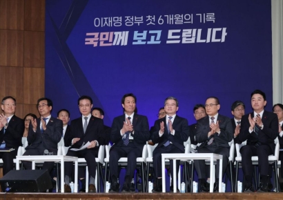 '원화약세 베팅' 경고한 정책실장…"분명히 말하지만 환율 대응책 있다"