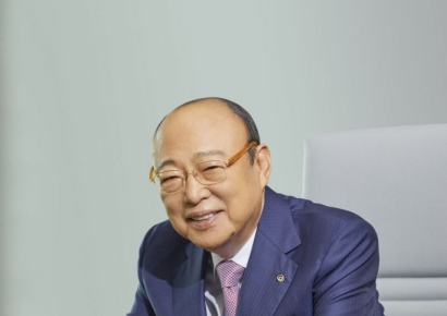 한화 김승연, 248억으로 총수 연봉 1위…풍산 류진, 퇴직금 포함 466억 '최고액'