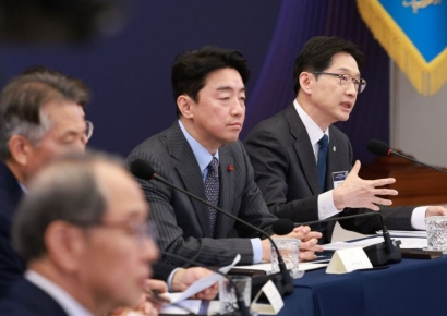 강훈식 "수능 영어 난이도 조절 실패, 평가원·교육부 대책 마련하라"