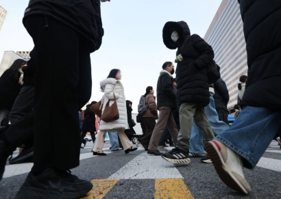 [날씨]전국 곳곳에 눈·비…빙판길 주의