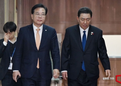[포토] 여야, 9일 본회의 오후 4시로 연기…"이견 못 좁혀"