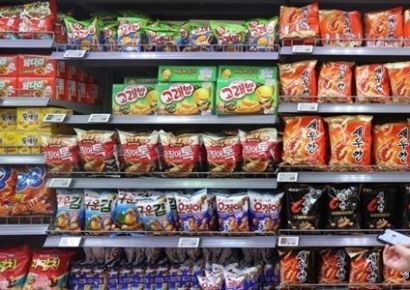 "초코파이 아니네"…올해 578억이나 팔린 한국인 '최애 과자'는 '이것'