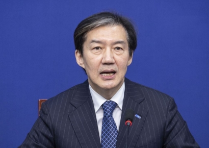 '내란사과' 답례품 돌려보낸 국힘…조국혁신당 "장동혁식 개 사과인가?"