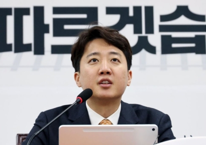이준석 "귀국하는 대로 장동혁 찾아 공조 방안 논의할 것"