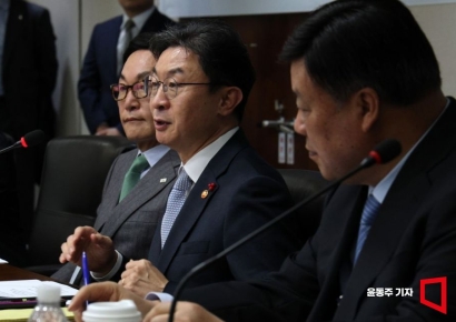 금융위, 내년에도 38조 시장안정 프로그램 유지