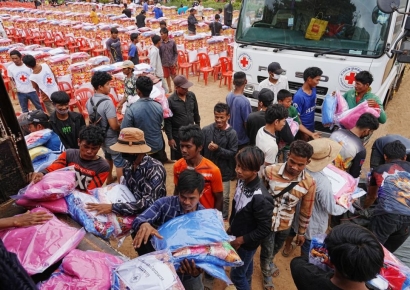 트럼프 중재도 무용지물…태국-캄보디아 확전에 22명 사망 100명 부상