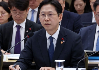 배경훈 "내년 세계 10위권 AI모델 개발…3월 전국민 AI대회"