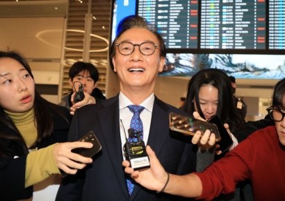 경찰, '통일교 연루' 전재수 전 장관 등 피의자 입건