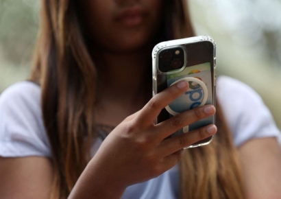 호주 세계 첫 청소년 'SNS 셧다운' 실시…전세계 확산 조짐[시사쇼]