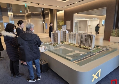 [르포]"당첨되면 대박"…강남 한복판 '10억 로또' 역삼센트럴자이[부동산AtoZ]