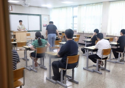 '19세 최연소 합격자 탄생'…7급 국가공무원 시험