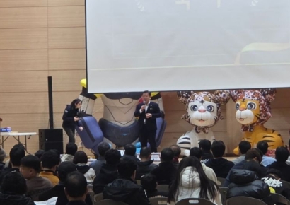 "붕괴 사고 이틀됐는데"…체육대회 참석 김병내 광주 남구청장 논란