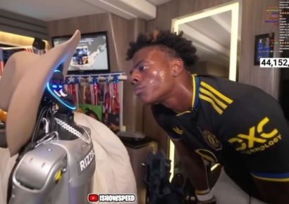 로봇 인플루언서 때린 사람 인플루언서…100만 달러 손배소 피소