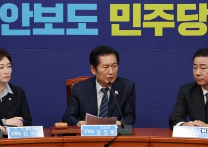 [포토] 정청래 "국힘 필버 코미디…국민 분노 마일리지만 쌓아"