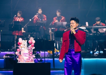 '딴따라' 박진영 "6년 뒤 환갑잔치…최고의 무대 보여주겠다"
