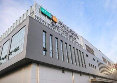 런치플레이션 피난처 '구내식당' 뜨자…실적 4배 대박난 '이 회사'   