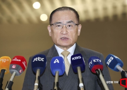 [포토] 위성락 국가안보실장, 한미 정상회담 후속 조치 논의 위해 출국