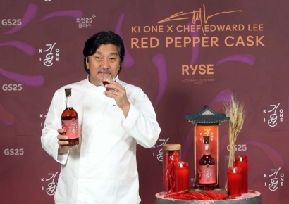 [포토] 에드워드 리 셰프와 국산 위스키